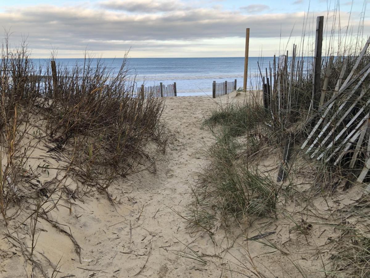 Queen Anne'S Revenge At The Beach Cottage Kitty Hawk Exterior foto